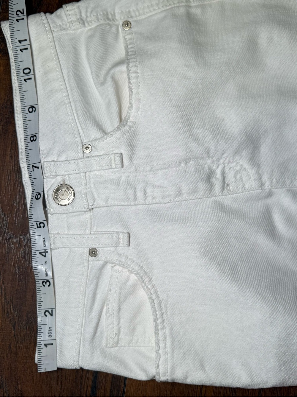 Hudson Jeans Reconstructed White Denim Midi Pencil Skirt Front Slit Size 23/00 - Picture 11 of 14